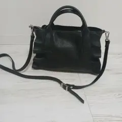 RIPANI ブラックフリルレザーショルダーバッグのサムネイル