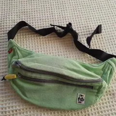 CHUMS グリーン ボディバッグ