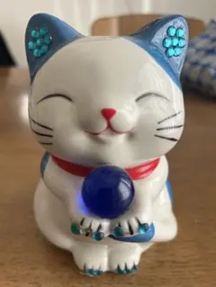 猫型貯金箱 青と白