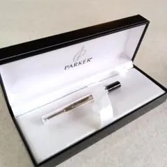 PARKER ボールペンのレフィルとギフトBOXのサムネイル