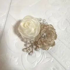 303 ハンドメイド コサージュ パール 卒業式　入学式　グレー　フォーマル