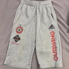 adidas ハーフパンツ 130cm グレー