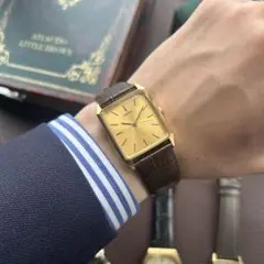 80s Vintage Seiko 腕時計 タンク 梨地 砂目文字盤 - メルカリ