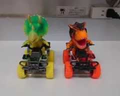 爆走ダイナソー　２体　トリケラトプス、ティラノサウラス