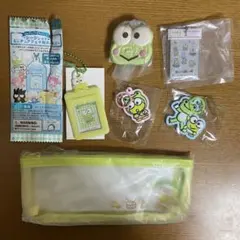 けろけろけろっぴ　ミニチュアチェキ用ホルダー　ガチャガチャ　チャーム　ペンケース