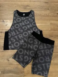 strongnation トップスは着用1回のみ　上下セット