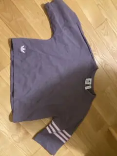 adidas 紫 クロップドTシャツ 2X