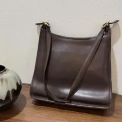 COACH ダークブラウンバッグ