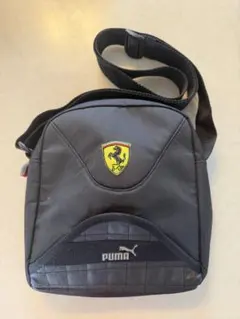 プーマ PUMA Ferrari ショルダーバッグ 黒のサムネイル