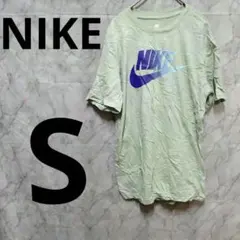 NIKE　ナイキ【S】 半袖 Tシャツ　薄緑　ロゴ入り　海外古着