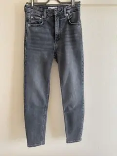 ZARA ダークグレー スキニーデニム EUR34