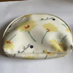 MARY QUANT 花柄ポーチ