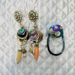 エスニック風ピアスとヘアゴム２点セット