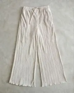 GU プリーツ ワイドパンツ S シャンパンベージュ