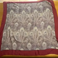Liberty of London シルクスカーフ 孔雀柄のサムネイル