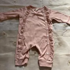 ピンク フリル付きロンパース