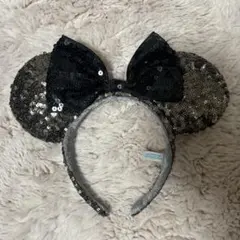 ミニーマウス　カチューシャ 黒　スパンコール