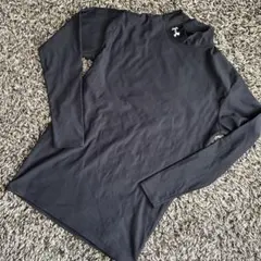 Under Armour ブラック 長袖アンダーシャツ　Lサイズ