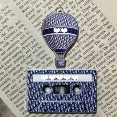 気球 ・カセットテープ型アクリルチャーム