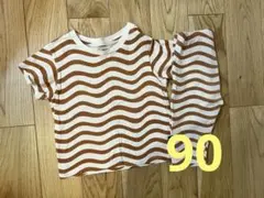 ユニクロ　マリメッコ コラボTシャツとレギンスパンツ