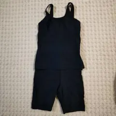 タンクトップとショートパンツ スクール水着水着セット140