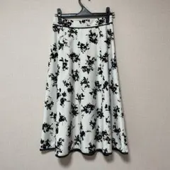 anysis 花柄スカート