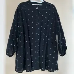 サマンサモスモス、ブラック刺繍七分袖シャツ