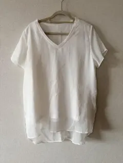 【INGNI】ホワイト Vネック 半袖シャツ Mサイズ