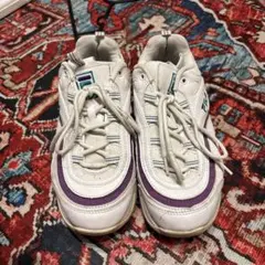 FILA スニーカー