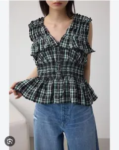 アズールバイマウジー　チェック柄シャーリングキャミソールのサムネイル