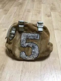 muta(ムータ)限定5番 値下げします‼️のサムネイル