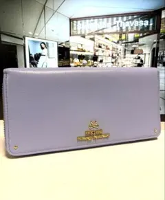 美品 サマンサタバサ ラウンドファスナーレディース 長財布ラベンダー