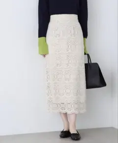 タイトスカートのサムネイル