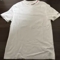 TOMMY JEANS Tシャツ