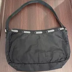 Item thumbnail for item 5394f8e1-c0d5-4dee-9871-f81279c92d07