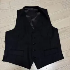 ダークグレー のベストMサイズ