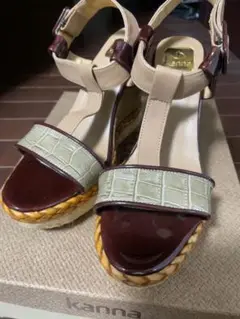 Kannaカンナ・Kannaウェッジサンダル ＊新品・未使用＊