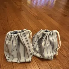 毎日使える　コップ入れ　裏地付き　毎日の洗い替えも大丈夫　２個セット