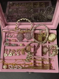 C*.様 遺品整理 アクセサリーまとめ　ネックレス　リング　等　USED品