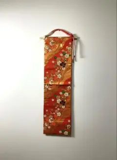 桜の川に鶴達が舞う帯タペストリー