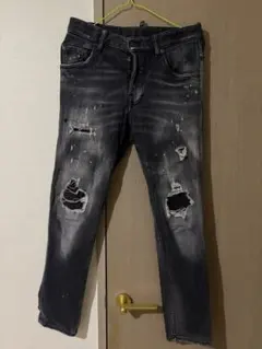 DSQUARED2 ダメージ加工 スリムフィットデニムパンツ