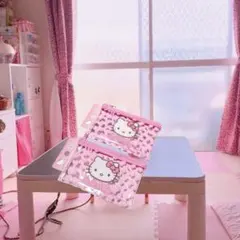 Hello Kittyフラットポーチ 2個ピンクギャル豹柄ヒョウキティクリアラメ