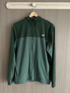 ウィンドブレーカー メンズ ランニングウェア