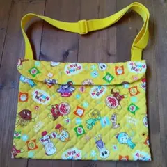 アンパンマン キルティングバッグ ショルダー　図書バッグ　マジックテープ