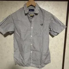 FRED PERRY フレッドペリー 半袖シャツ ストライプ Sサイズのサムネイル