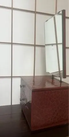 赤い合成皮革ドレッサー・鏡台