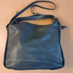FURLA ダークブルー 本革 ショルダーバッグ