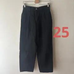 ユニクロユー　デニムタックパンツ　UNIQLOU