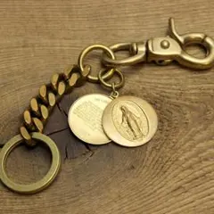 Item thumbnail for item 86649935-0030-4bc4-a827-1e8072e53526