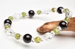 【勝利の石柘榴石】ガーネット×ペリドット「1月誕生石」天然石 ブレスレット